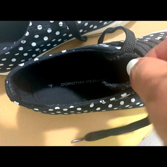 Dorothy Perkins sneakers size 4. Used only once! Super chic. - Picture 3 of 3